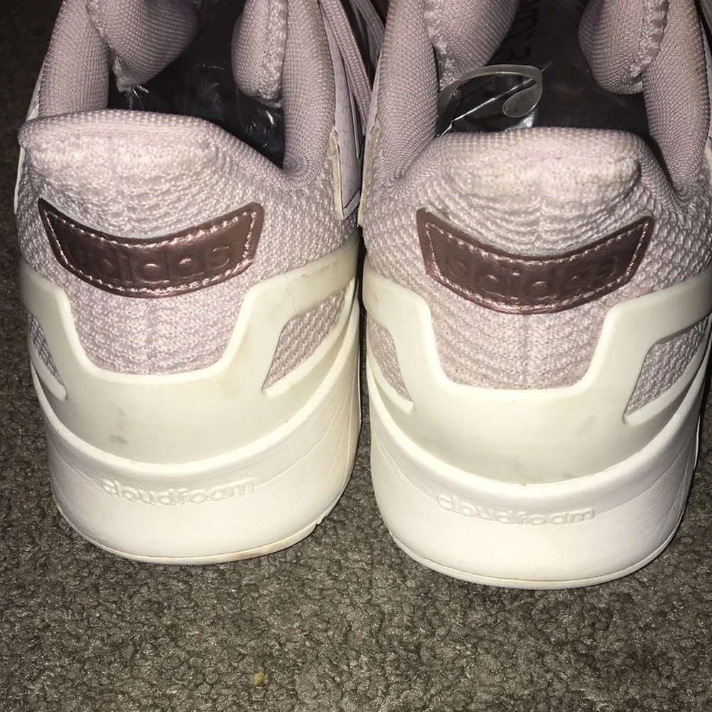 Adidas Women’s Questarstrike X Sneaker Ice Purple Course A PIED F97658